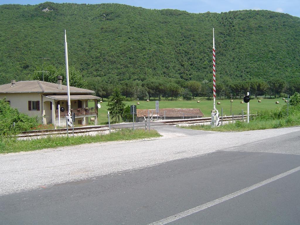 L' Antico Casale Βίλα Le Marmore Εξωτερικό φωτογραφία